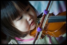 criança violino